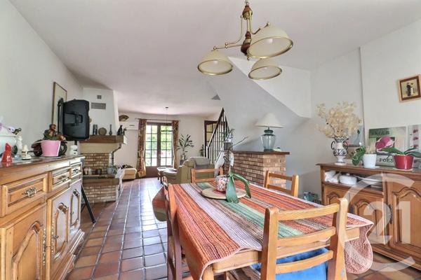 Maison à vendre  4 pièces - 109,70 m 2   TREMBLAY EN FRANCE  - 93