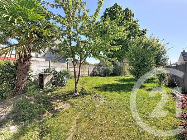 Maison à vendre  5 pièces - 82 m 2   MONTFERMEIL  - 93