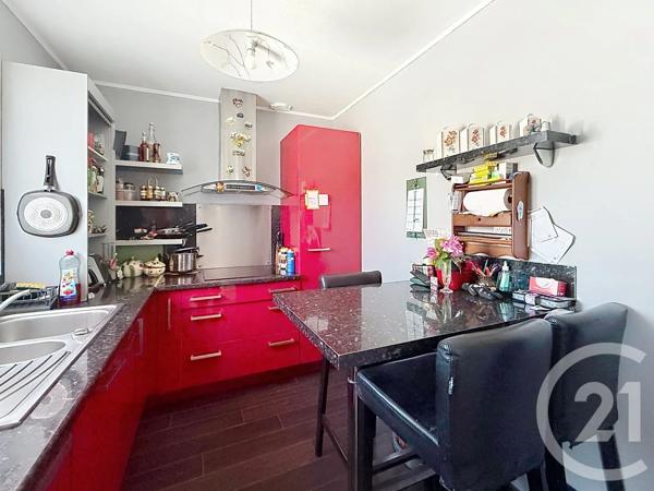 Maison à vendre  5 pièces - 82 m 2   MONTFERMEIL  - 93