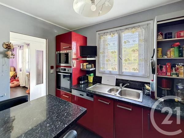Maison à vendre  5 pièces - 82 m 2   MONTFERMEIL  - 93
