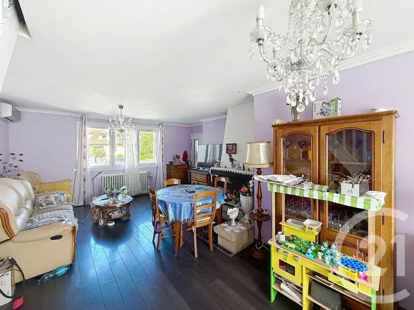 Maison à vendre  5 pièces - 82 m 2   MONTFERMEIL  - 93