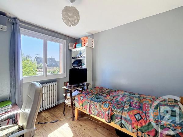 Maison à vendre  5 pièces - 82 m 2   MONTFERMEIL  - 93