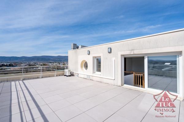Montélimar – Duplex en Rooftop avec Vue Panoramique  Montélimar (26200)