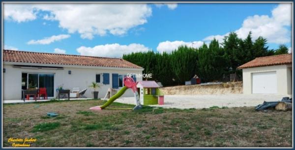 Maison 4 pièces Proche de MONTMOREAU SAINT CYBARD (16)