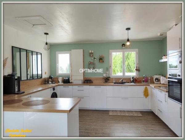 Maison 4 pièces Proche de MONTMOREAU SAINT CYBARD (16)