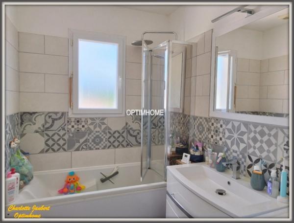 Maison 4 pièces Proche de MONTMOREAU SAINT CYBARD (16)