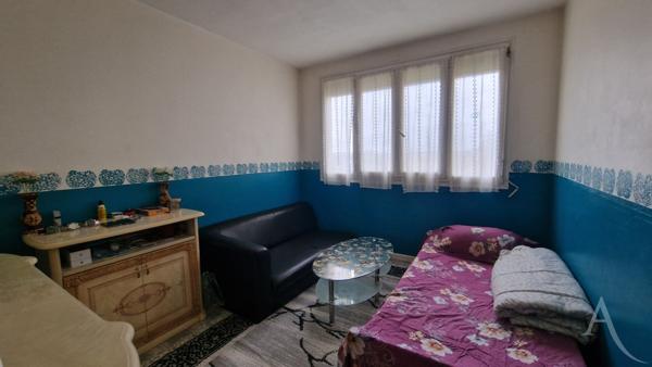 Bel appartement F3 à Mantes La Jolie de 62m² avec cave et un parking