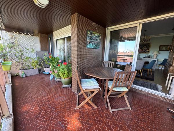 Magnifique et spacieux appartement dans résidence calme et standing