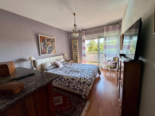 Magnifique et spacieux appartement dans résidence calme et standing