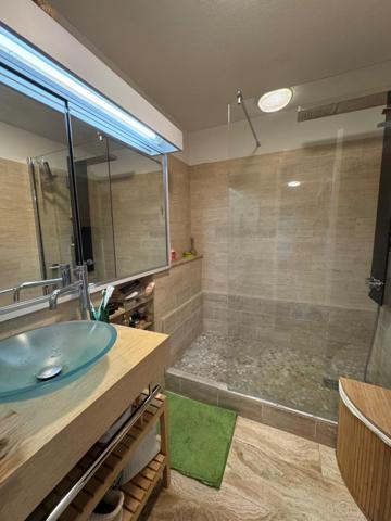 Magnifique et spacieux appartement dans résidence calme et standing
