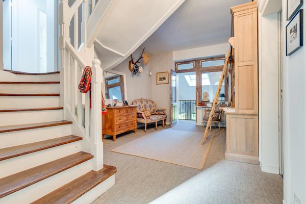 NANTES/ZOLA MAISON FAMILIALE AVEC GRAND JARDIN ET GARAGE