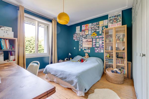 NANTES/ZOLA MAISON FAMILIALE AVEC GRAND JARDIN ET GARAGE