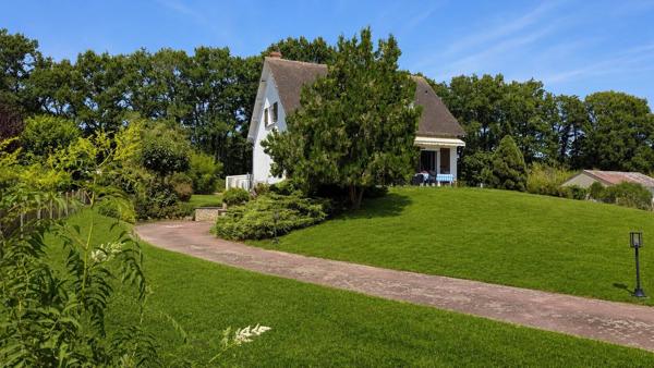 Vente                                                      Maison
                        
                     6 pièces                      147 m2                     à Sully-sur-Loire