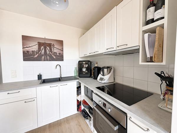 Fonsorbes - Centre-ville - Appartement T2 de 48,15m2 rénové et climatisé en dernier étage , Fonsorbes