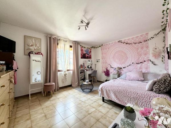 FREJUS - Grande maison familiale avec piscine