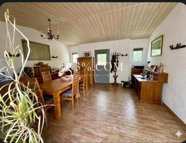 Maison 5 pièce(s) 2 chambre(s) 118 m²