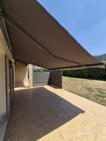 villa T4 sur parcelle piscinable avec vue sur le Luberon