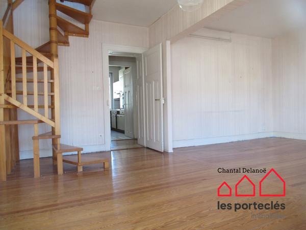 Beau duplex 4/5 pièces 95 m² carrez 107 m² au sol avec ascenseur