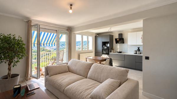 Appartement 4 Pieces Vue Mer Refait a Neuf