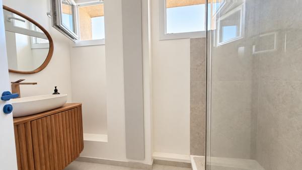 Appartement 4 Pieces Vue Mer Refait a Neuf