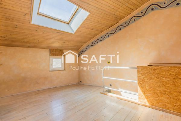 Maison de village T5, 133m2 avec cour et patio