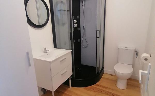 Maison à louer    1 pièce •  Roches-Prémarie-Andillé