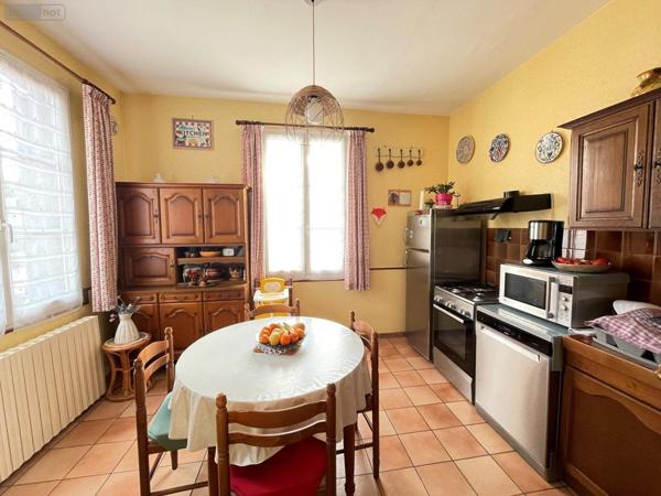 Immeuble à vendre à Eu en Seine-Maritime (76260), ref : VI413-76041