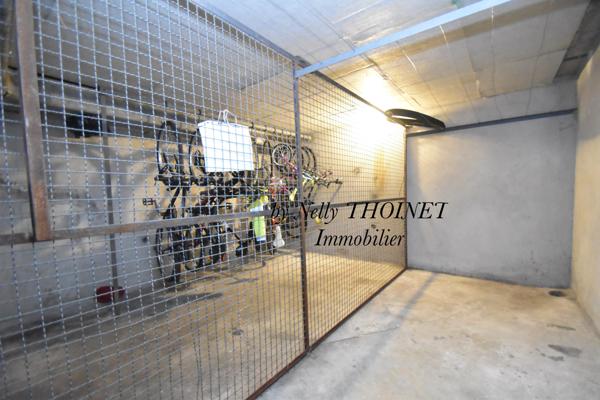 Dépt.63, CLERMONT-FERRAND, quartier Vallières, BEL APPARTEMENT, 1er étage, T4, 86 m2, cave, 2 stationnements