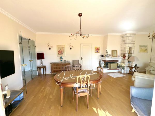 Maison individuelle élevée sur sous sol total