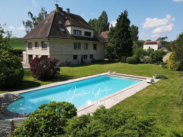 Maison individuelle élevée sur sous sol total