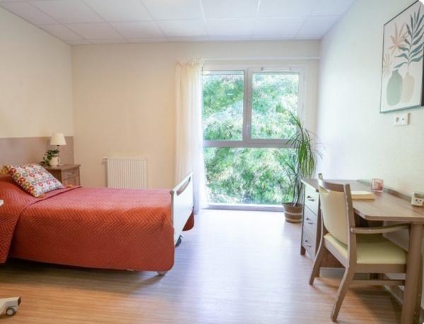 INVESTISSEMENT LOCATIF – VILLENEUVE SUR LOT – Résidence EHPAD Résidence de Beurre - 4,53% de rentabilité