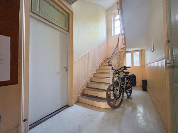 A vendre - Studio de 13 m² carrez et 18 m² au sol - Libre de locataire - Angers Place de la Visitation / proche Gare