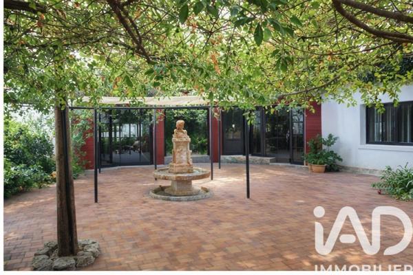 Maison à vendre 5 pièces 220 m² Saint-Remèze