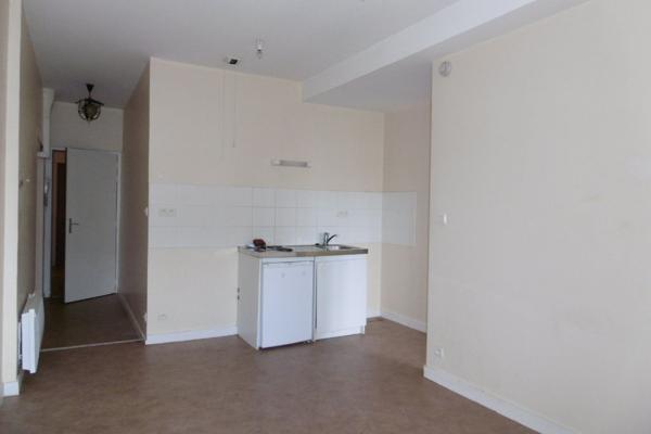 APPARTEMENT MONTJEAN-SUR-LOIRE 2 pièce(s)