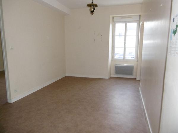 APPARTEMENT MONTJEAN-SUR-LOIRE 2 pièce(s)