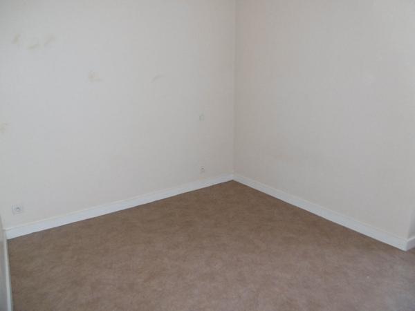 APPARTEMENT MONTJEAN-SUR-LOIRE 2 pièce(s)