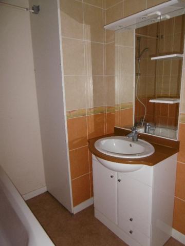 APPARTEMENT MONTJEAN-SUR-LOIRE 2 pièce(s)