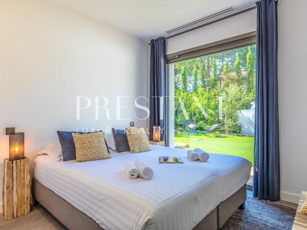 Chiberta – Maison contemporaine de 265 m² (290 m2 en totalité), prestations haut de gamme, plages et golf à pied, ANGLET
