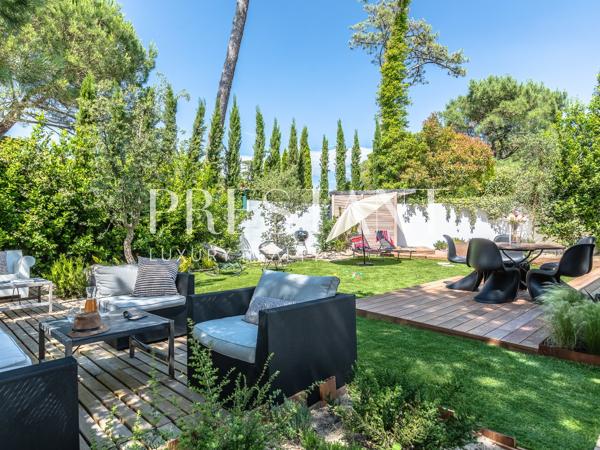 Chiberta – Maison contemporaine de 265 m² (290 m2 en totalité), prestations haut de gamme, plages et golf à pied, ANGLET