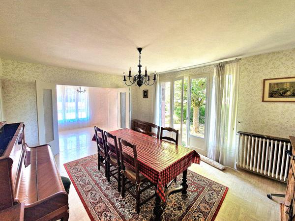 Maison Chateauneuf Sur Sarthe 6 pièce(s) 110 m2