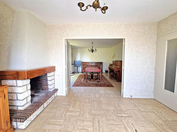 Maison Chateauneuf Sur Sarthe 6 pièce(s) 110 m2