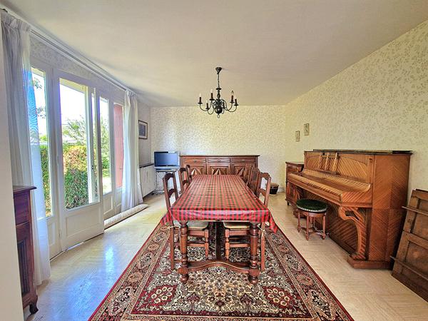 Maison Chateauneuf Sur Sarthe 6 pièce(s) 110 m2