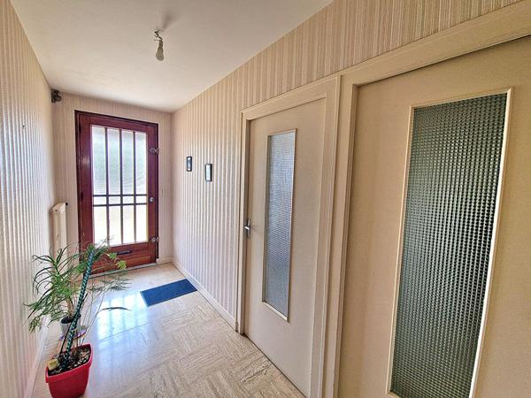 Maison Chateauneuf Sur Sarthe 6 pièce(s) 110 m2