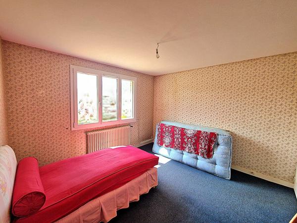 Maison Chateauneuf Sur Sarthe 6 pièce(s) 110 m2