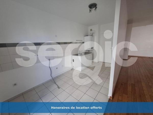 Location 2 Pieces 62 91100 Corbeil Essonnes 67 0072 01 0009