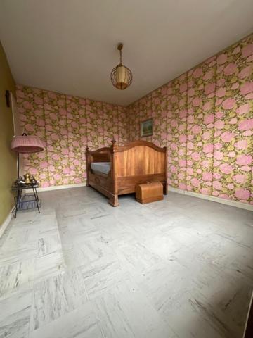 Appartement, 3 chambres, balcon, parking.