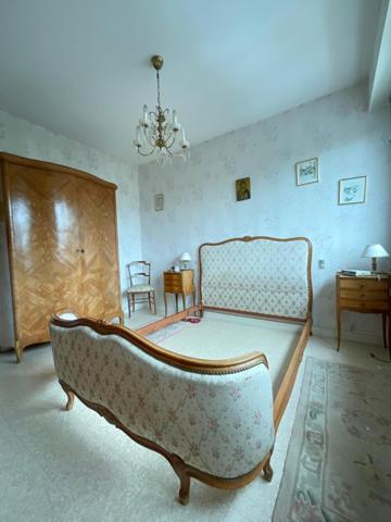 Appartement, 3 chambres, balcon, parking.