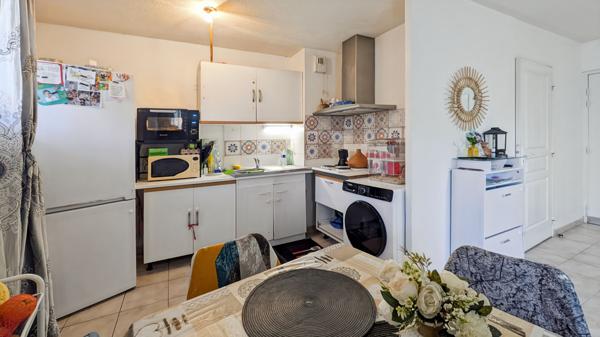 Appartement Chateaurenard 2 pièces 42.80 m2