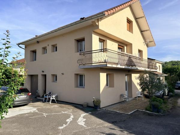 MAISON T5 +APPARTEMENT T2 SUR TERRAIN DE 600M2