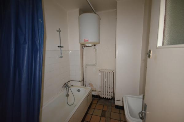 Appartement T4 de 96 m² avec beaux volumes – Quartier prisé proche centre-ville ALBERTVILLE (73)